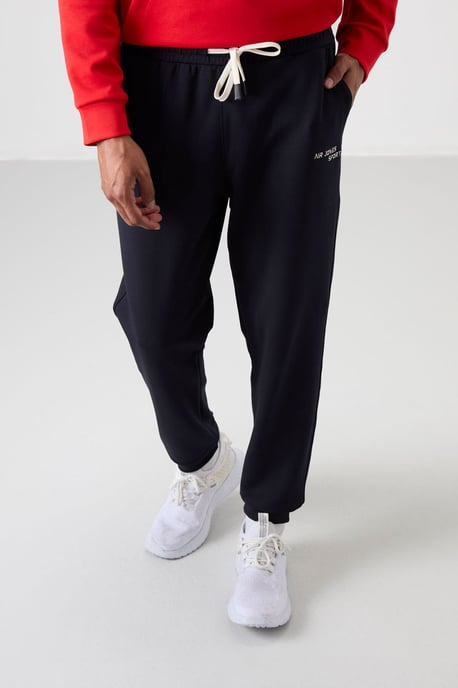 Herren Hoodie und Jogginghose Set - Image 4