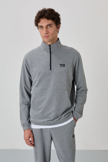 Herren Sweatshirt-Set mit Reißverschluss und Hose - Image 4