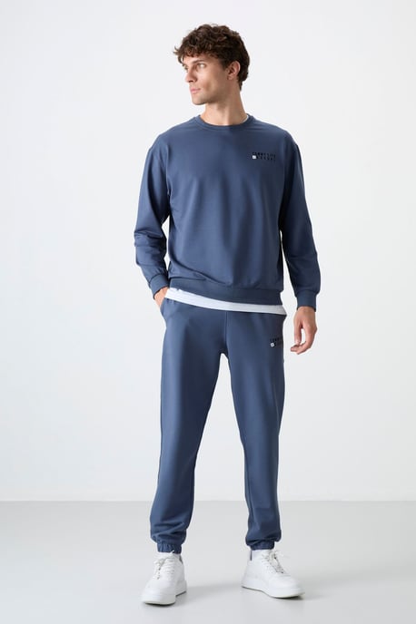 Herren Oversize Sweatshirt- und Hosen-Set - Image 6