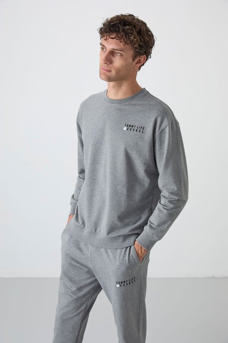Herren Oversized Sweatshirt- und Hose-Set - Image 6