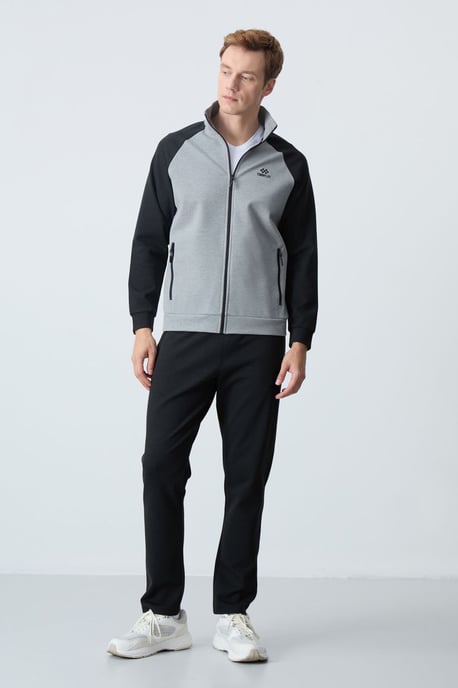 Herren Farbblockiertes Strick-Active-Set - Image 1