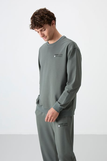 Herren Oversized Sweatshirt- und Hosen-Set - Image 6