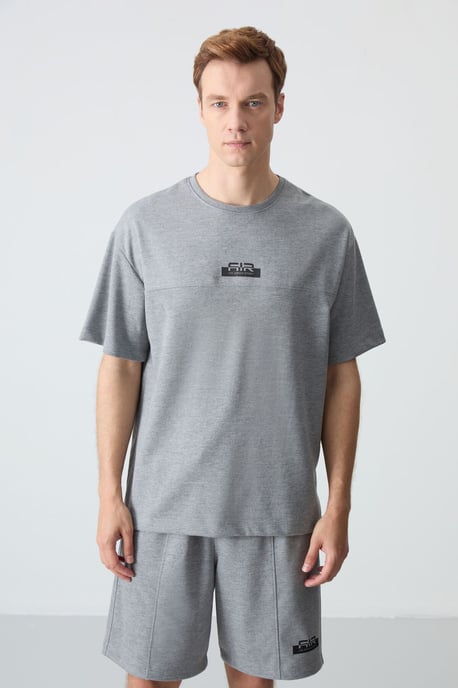 Herren Oversized T-Shirt und Shorts Set - Image 3