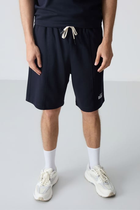 Herren Oversized T-Shirt und Shorts Set - Image 4