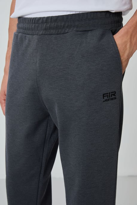 Herren Sweatshirt mit Reißverschlusskragen und Hose Set - Image 2