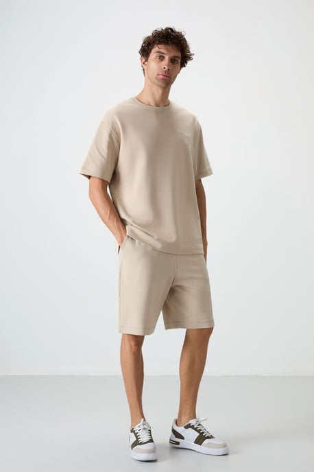 Oversized Kurzarm-T-Shirt und Shorts Set - Image 4