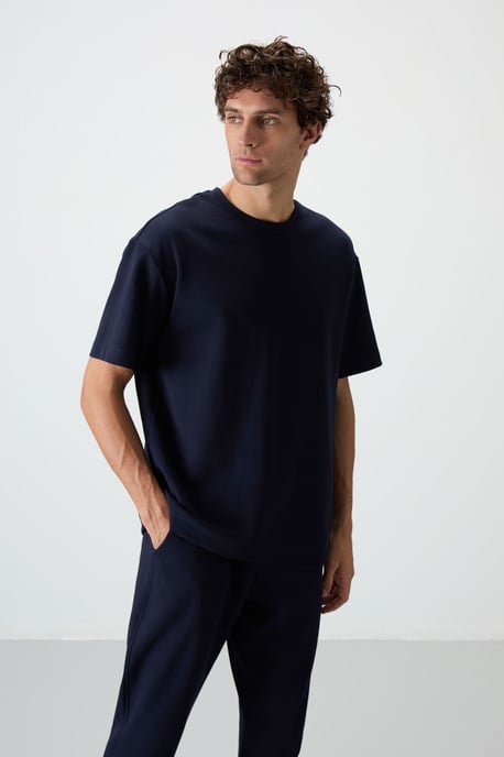 Herren Oversized T-Shirt und Hosen Set - Image 2