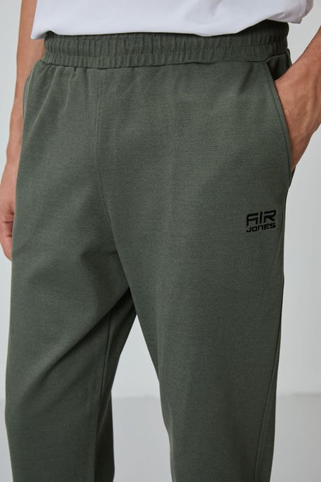 Herren Sweatshirt-Set mit Reißverschlusskragen und Hose - Image 6