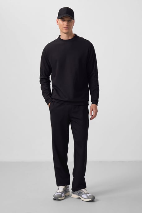 Herren Oversized Sweatshirt- und Hosenset - Image 4