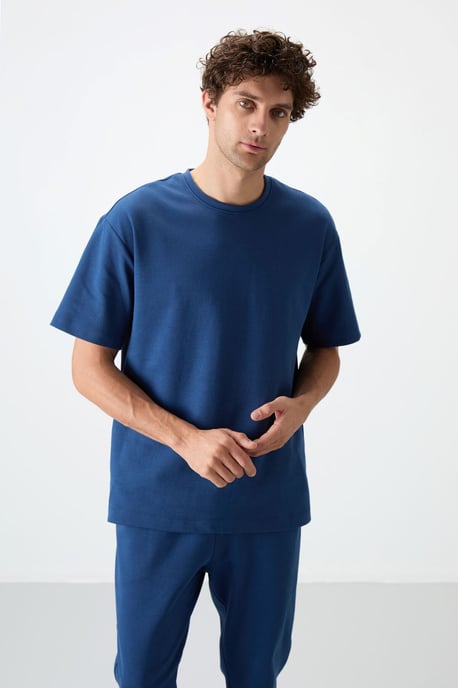 Herren Oversized T-Shirt und Hosen Set - Image 2
