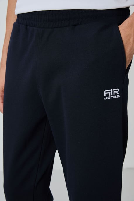 Herren Sweatshirt- und Hosen-Set mit Reißverschlusskragen - Image 5