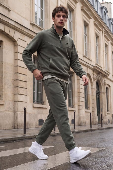 Herren-Polyester-Sweatshirt- und-Hosen-Set - Image 1