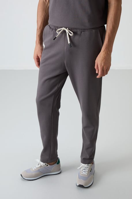 Herren Oversized T-Shirt und Hose Set - Image 4