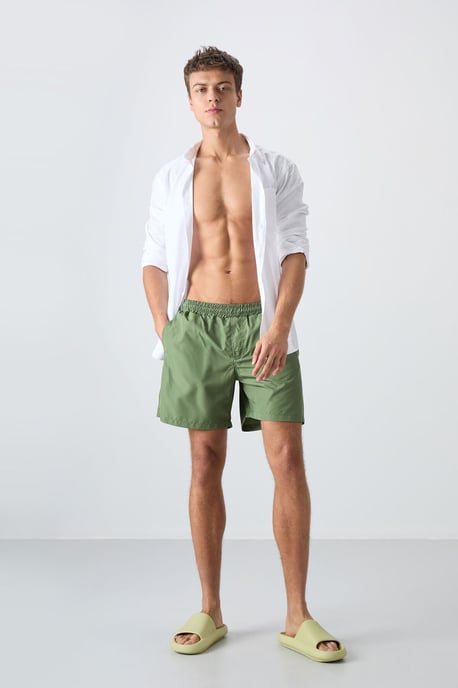 Herren Einteiler mit Shorts zum Hineinschlüpfen - Image 2