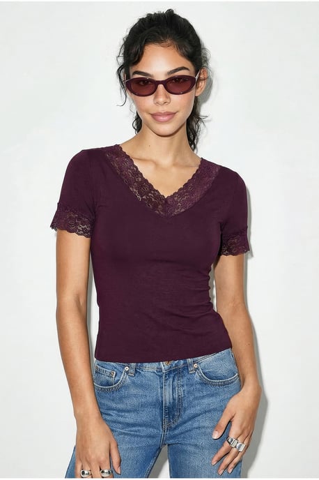 V-Ausschnitt Slim Fit Bluse - Image 3
