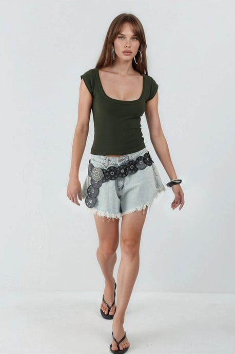 Schlanke Passform Rippstrick U-Hals Bluse - Image 4