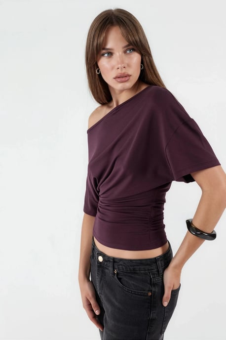 Asymmetrisches Halsweiches Viskose-Strickoberteil - Image 2