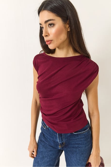 Figurbetonte ärmellose Rundhalsbluse - Image 4