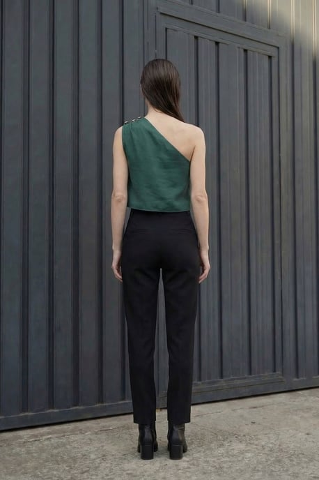 Asymmetrisches Kragen ärmelloses Chiffon-Top - Image 3