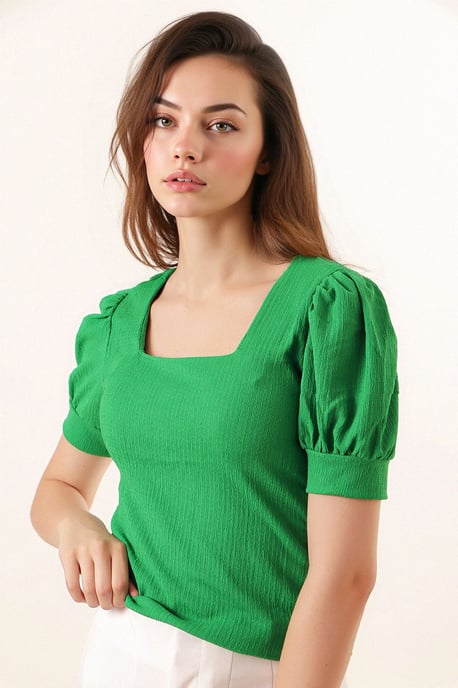 Slim Fit Quadratkragenbluse - Image 1