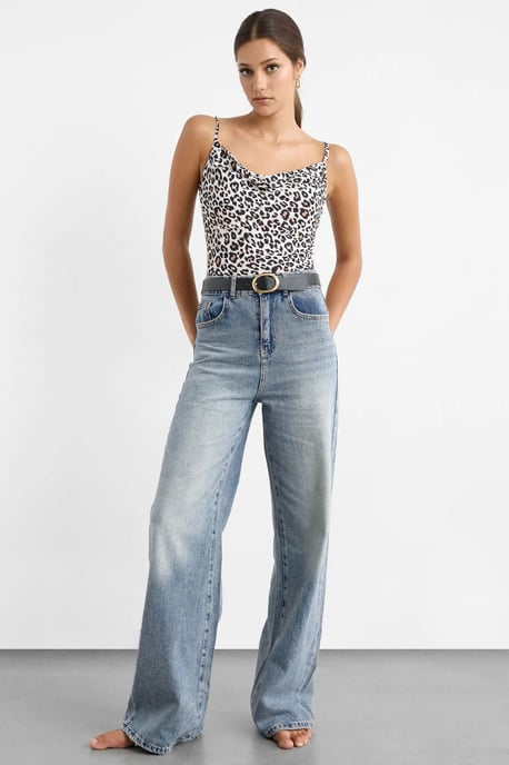 Ärmellose Satin-Bluse mit Animal-Print - Image 2