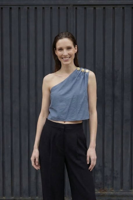 Asymmetrisches Kragen ärmelloses Chiffon-Top - Image 4