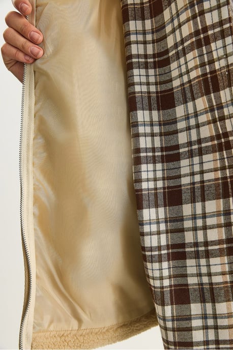 Überdimensionale Plüschjacke mit Taschen - Image 6