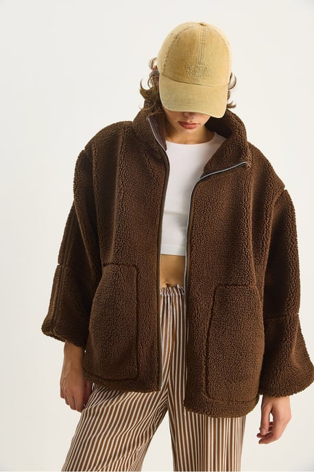 Überdimensionale Plüschjacke mit Taschen - Image 4