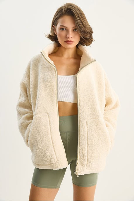 Übergroße Plüschjacke mit Taschen - Image 3