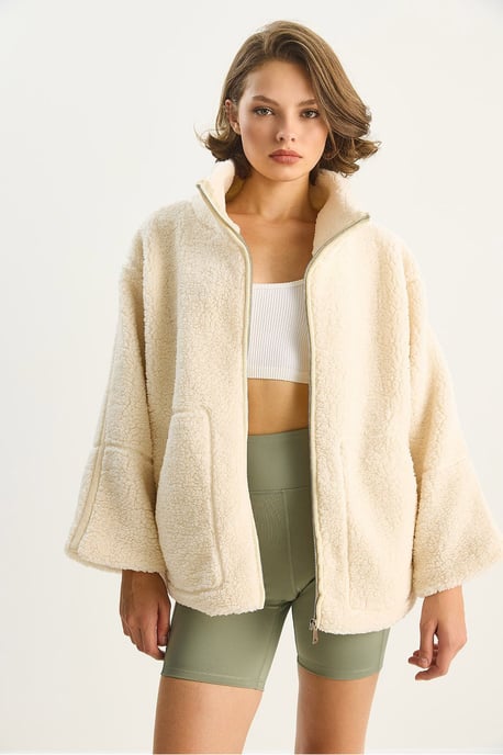 Übergroße Plüschjacke mit Taschen - Image 4