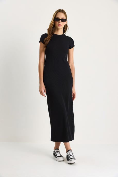 Schlankes Maxikleid mit Rundhalsausschnitt - Image 2
