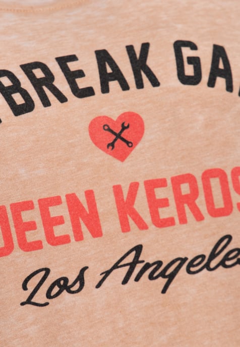 Queen Kerosin Damen Enzym Wash T-Shirt Heartbreak Garage - Image 4