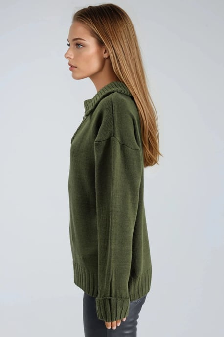 Übergroßer Rippstrickpullover mit Reißverschlusskragen - Image 4