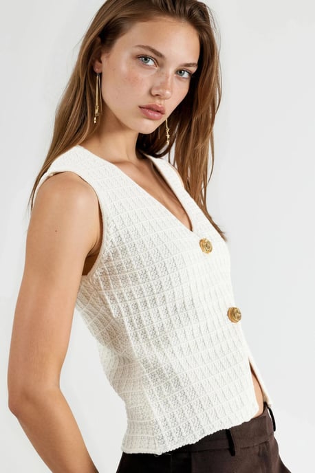Strukturierter Strickpullover mit V-Ausschnitt und Knopfleiste - Image 2