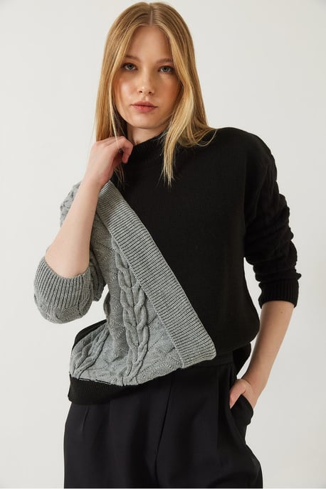 Musteriger halbhoch geschlossener Rippstrickpullover - Image 2
