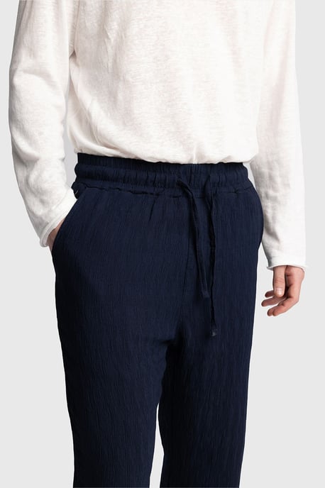 Strukturierte Regular Fit Jogginghose mit Kordelzug - Image 2