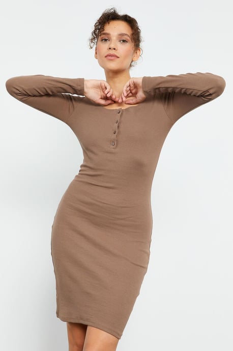 Körperbetontes Midikleid mit Rundhalsausschnitt - Image 2