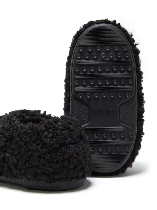 Moon Boot Kinder Kunstfell Hausschuhe in Schwarz - Image 5