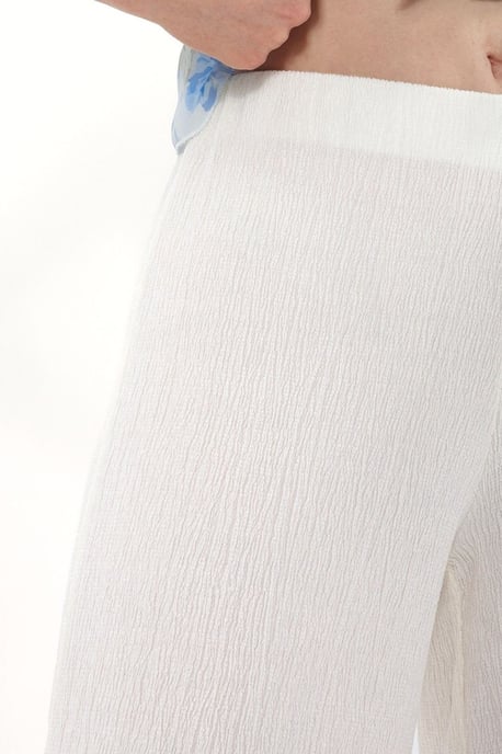 Hochtaillierte gerade Crepe-Hosen mit Schlitz - Image 3