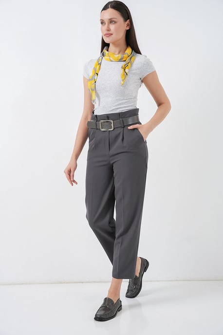 Knöchellange Gerade Hose mit Schleife - Image 3