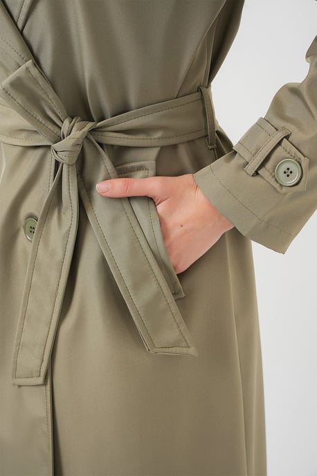 Gürteltreter Langärmliger Trenchcoat - Image 6