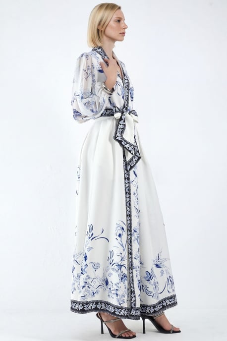 Blumenkleid mit V-Ausschnitt und Gürtel im Maxiformat - Image 3