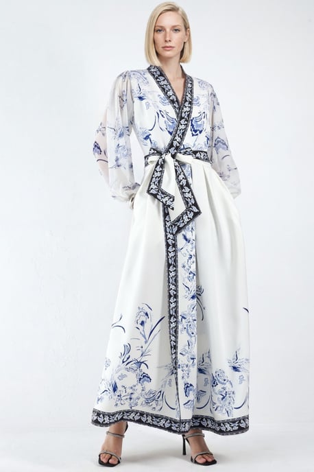 Blumenkleid mit V-Ausschnitt und Gürtel im Maxiformat - Image 5