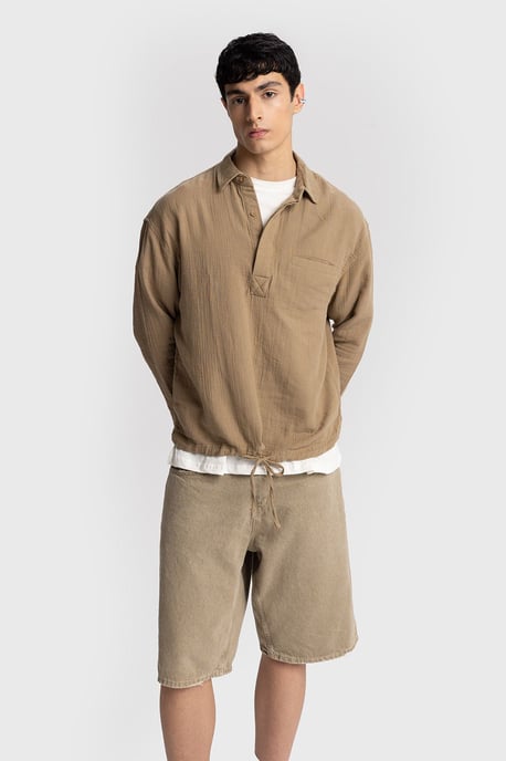 Herren Entspanntes Baumwoll-Langarmshirt mit Krawatten-Detail - Image 4