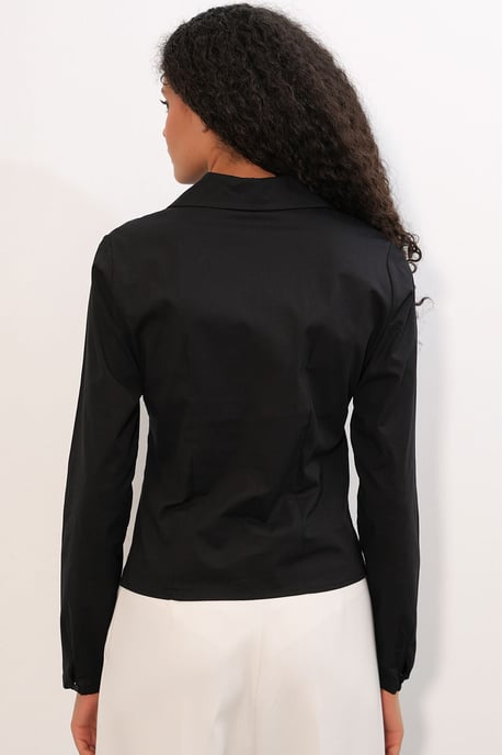 Tailliertes Popeline-Button-Up Kurzhemd - Image 6
