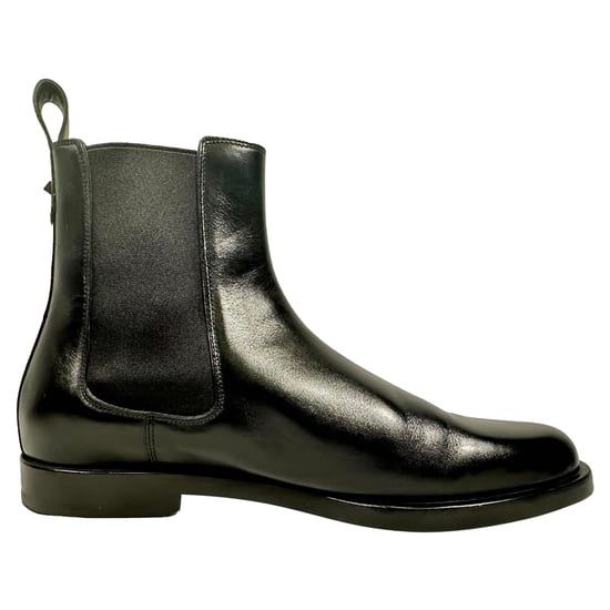 Valentino Garavani Nieten Chelsea Stiefeletten aus schwarzem Leder - Image 1