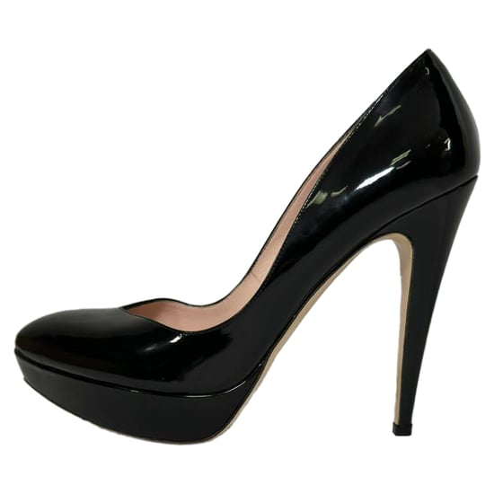 Miu Miu Plateau-Pumps aus schwarzem Lackleder - Image 4