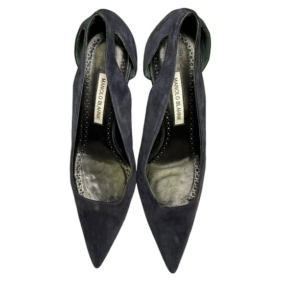 Manolo Blahnik Cut-Out Spitzen-Toe-Stiletto aus dunkelblauem Wildleder - Image 5