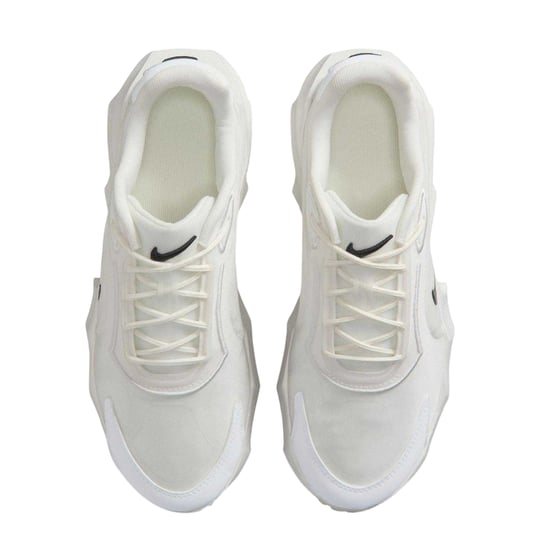 Nike - "Aura Edge" Sneaker für Damen, Netzmaterial (Weiß) - Image 4