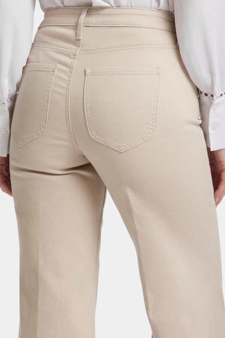 Mia Palazzo-Jeans in Petite mit Hoher Taille - Image 4
